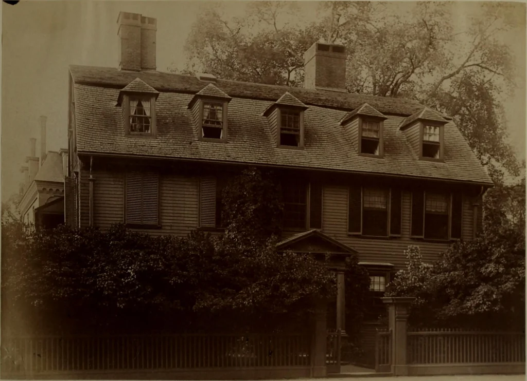 An illustration from Halliday's collection of photographs of colonial and provincial houses, 1628-1775, 1894, leaf 168