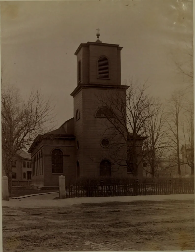 An illustration from Halliday's collection of photographs of colonial and provincial houses, 1628-1775, 1894, leaf 188