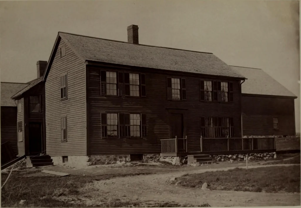 An illustration from Halliday's collection of photographs of colonial and provincial houses, 1628-1775, 1894, leaf 52