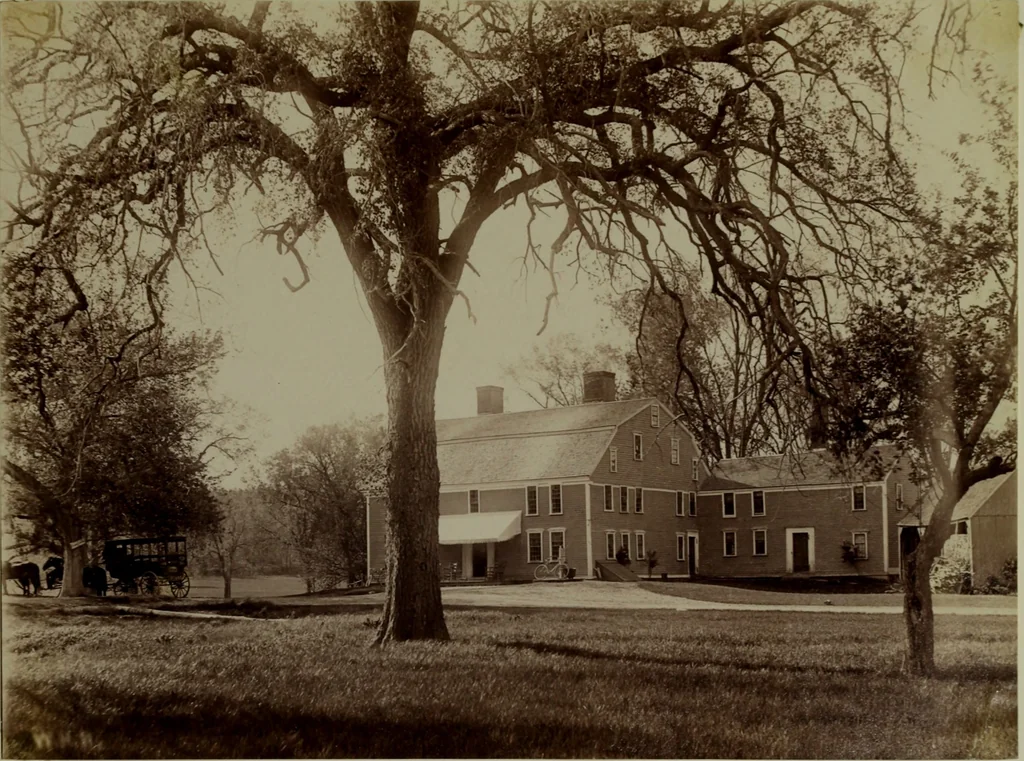 An illustration from Halliday's collection of photographs of colonial and provincial houses, 1628-1775, 1894, leaf 200