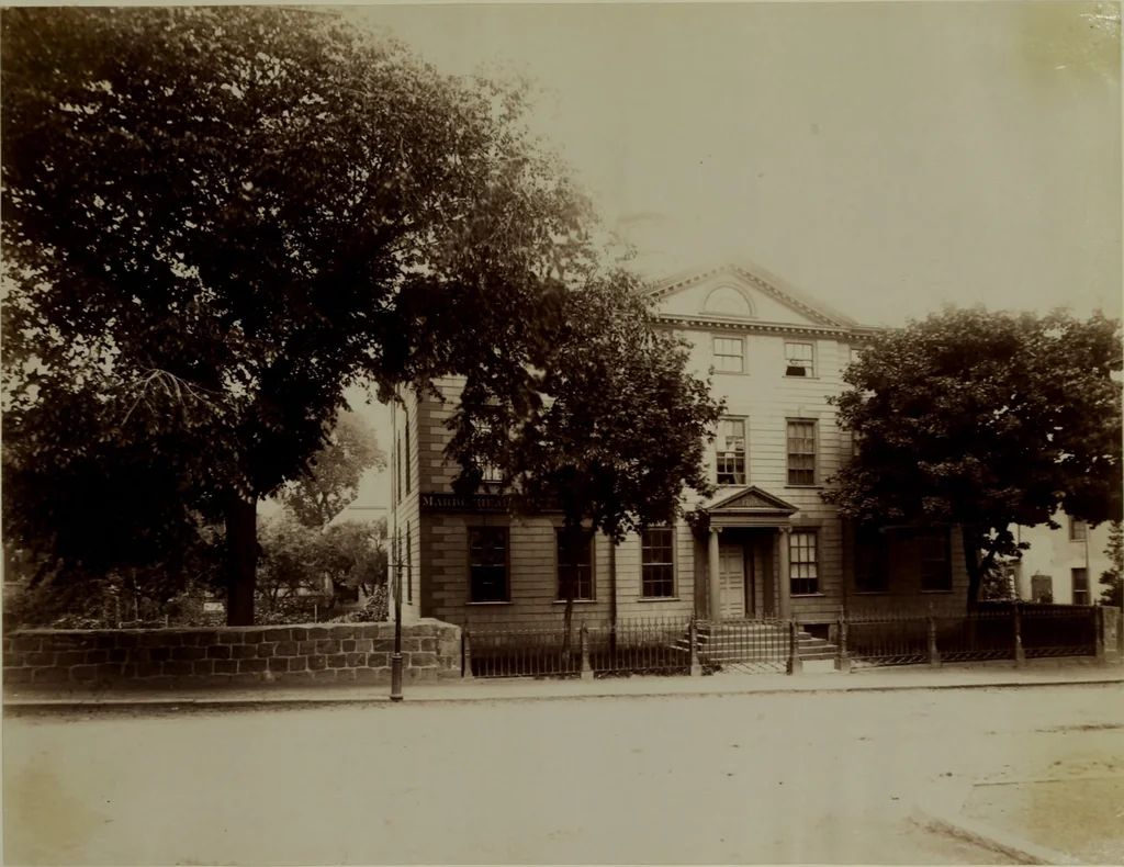 An illustration from Halliday's collection of photographs of colonial and provincial houses, 1628-1775, 1894, leaf 28
