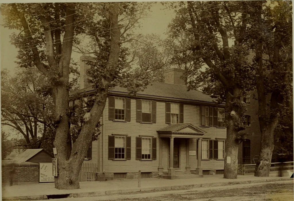 An illustration from Halliday's collection of photographs of colonial and provincial houses, 1628-1775, 1894, leaf 60