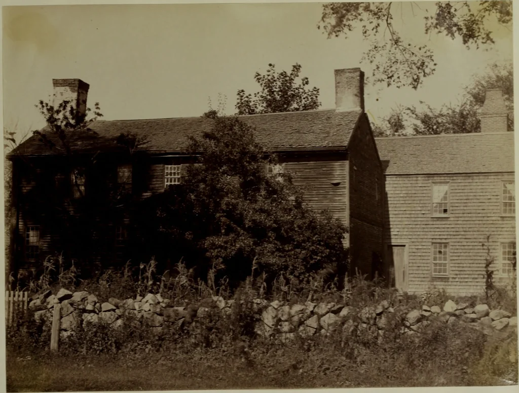 An illustration from Halliday's collection of photographs of colonial and provincial houses, 1628-1775, 1894, leaf 80