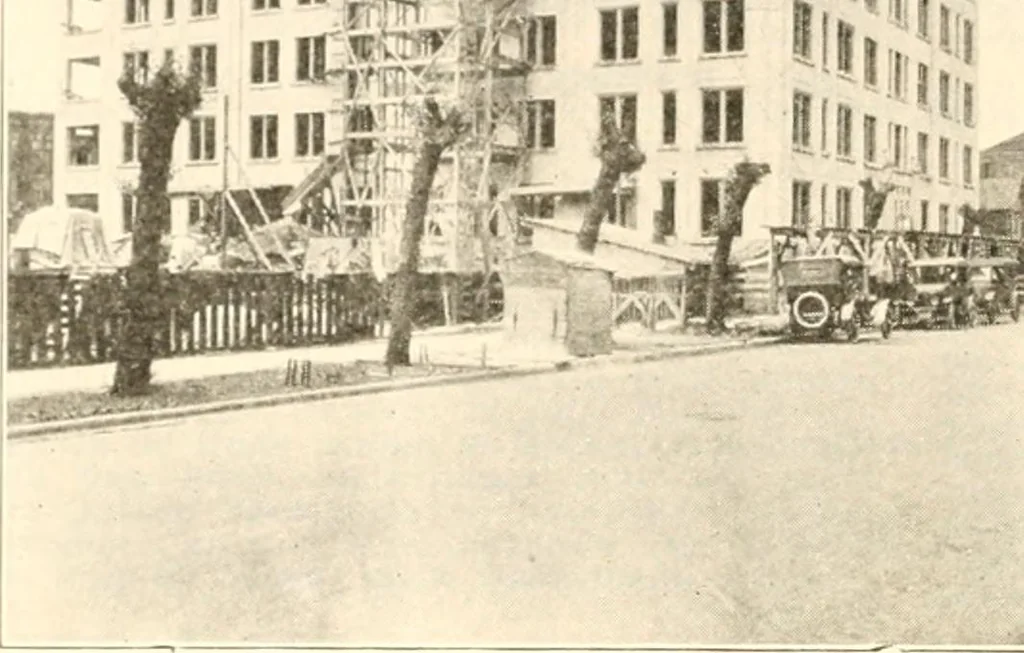 An illustration from Handbook for architects and builders, 1898, leaf 281