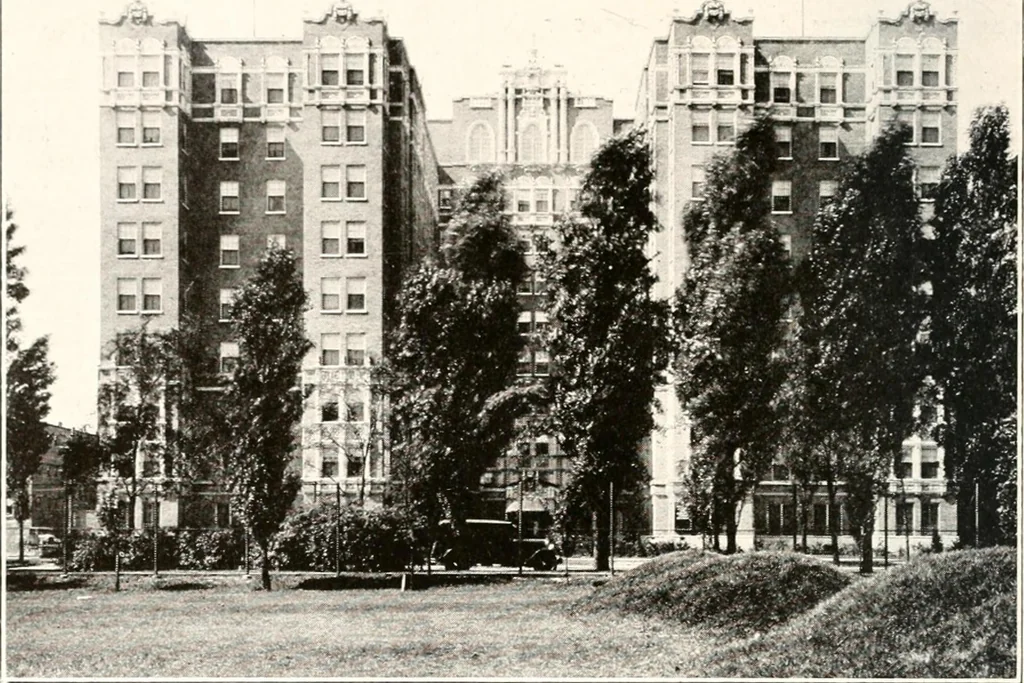An illustration from Handbook for architects and builders, 1898, leaf 152