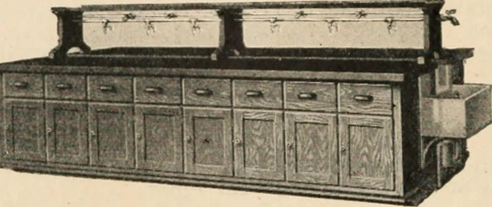 An illustration from Handbook for architects and builders, 1898, leaf 783