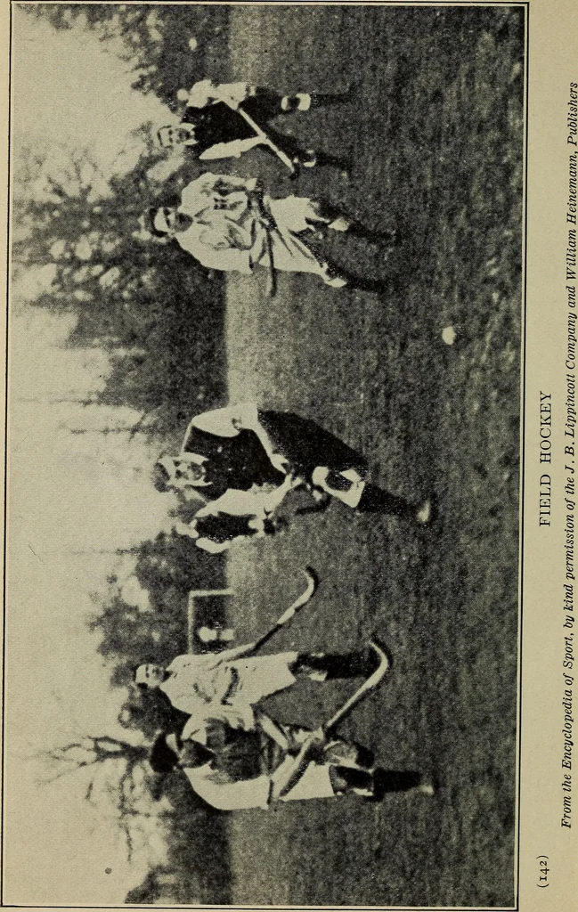 An illustration from Handbook of athletic games for players, instructors, and spectators, comprising fifteen major ball games, track and field athletics and rowing races, 1916, leaf 172