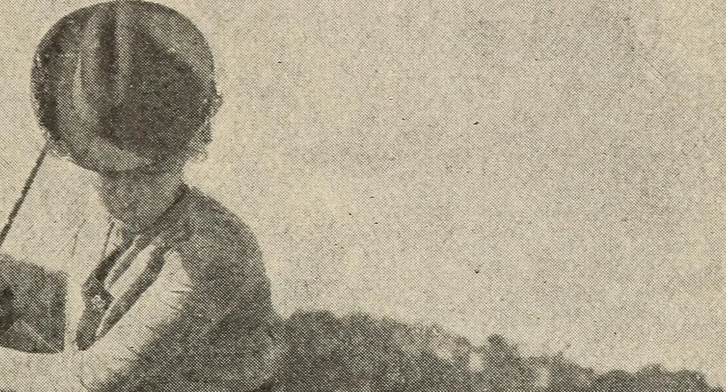 An illustration from Handbook of athletic games for players, instructors, and spectators, comprising fifteen major ball games, track and field athletics and rowing races, 1916, leaf 285