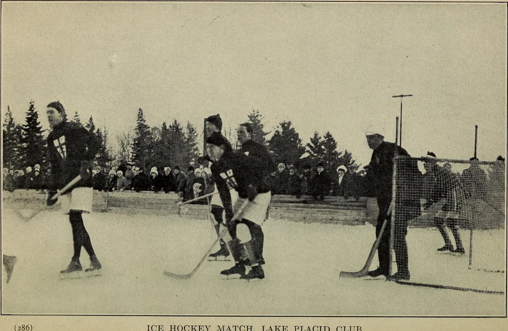 An illustration from Handbook of athletic games for players, instructors, and spectators, comprising fifteen major ball games, track and field athletics and rowing races, 1916, leaf 316