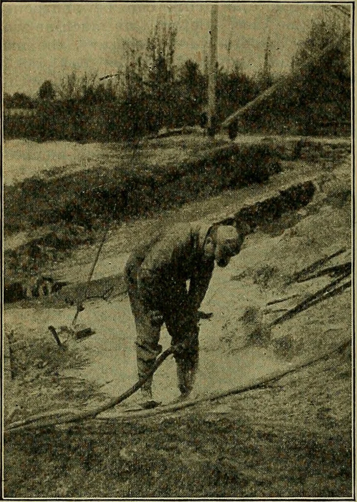 An illustration from Handbook of construction plant, its cost and efficiency, 1914, leaf 261