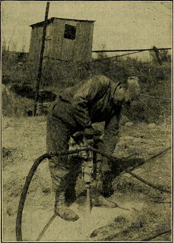 An illustration from Handbook of construction plant, its cost and efficiency, 1914, leaf 262