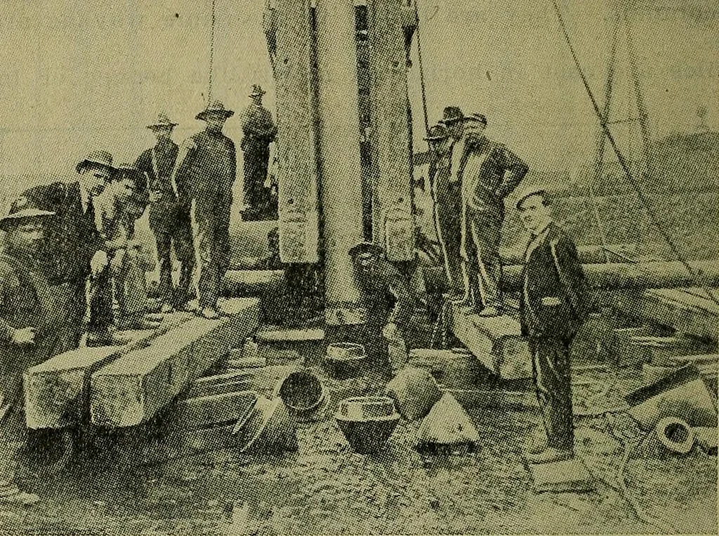An illustration from Handbook of construction plant, its cost and efficiency, 1914, leaf 483