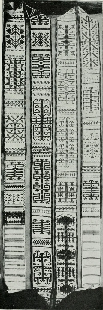 An illustration from Handbuch der orientalischen Teppichkunde, 1922, leaf 253