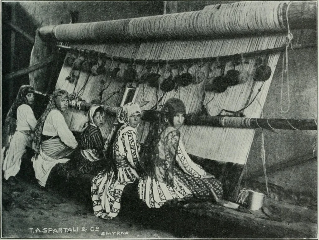 An illustration from Handbuch der orientalischen Teppichkunde, 1922, leaf 93