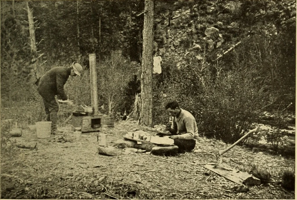 An illustration from Handicraft for handy boys; practical plans for work and play, with many ideas for earning money, 1911, leaf 406