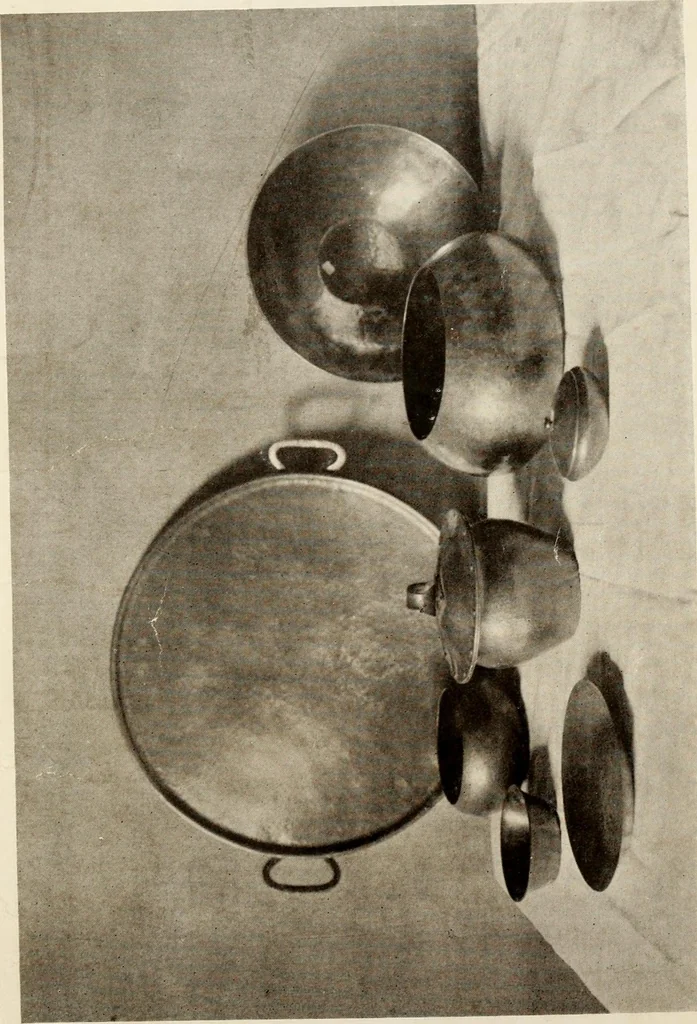 An illustration from Handicrafts in the home, 1910, leaf 41