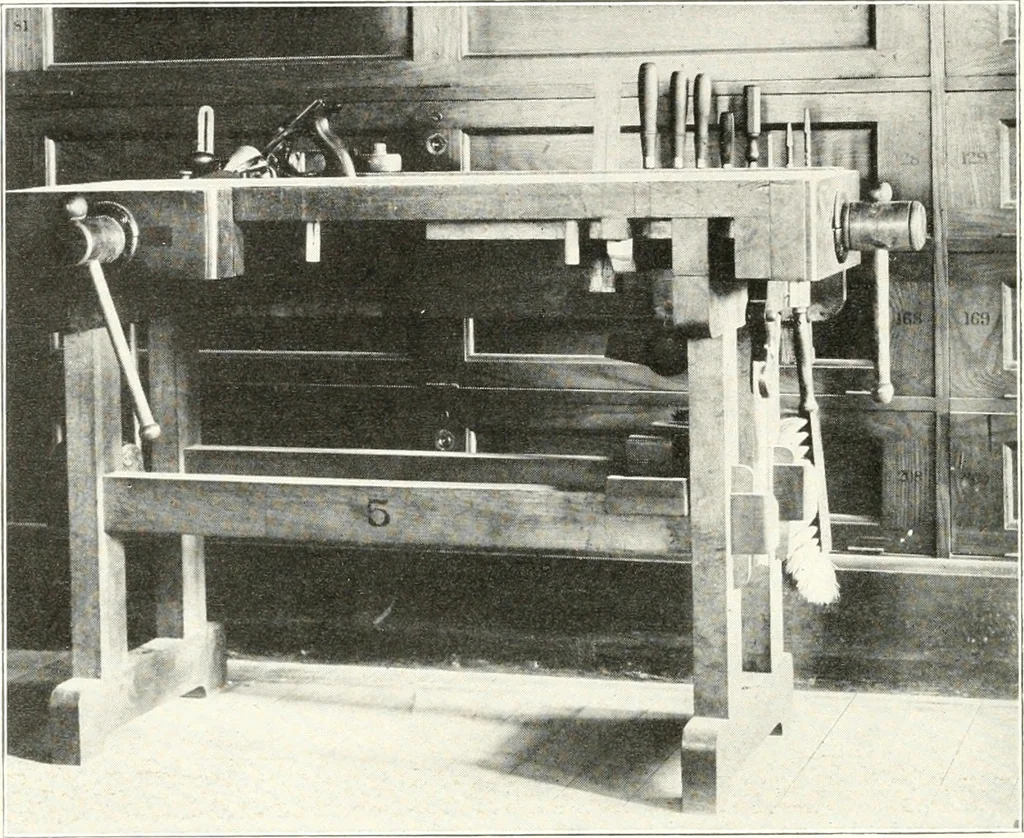 An illustration from Handwork in wood, 1910, leaf 105
