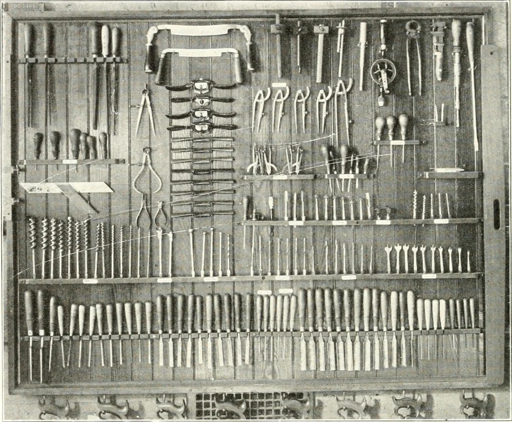 An illustration from Handwork in wood, 1910, leaf 151