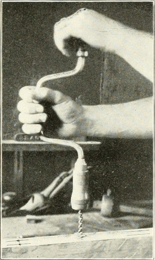 An illustration from Handwork in wood, 1910, leaf 182