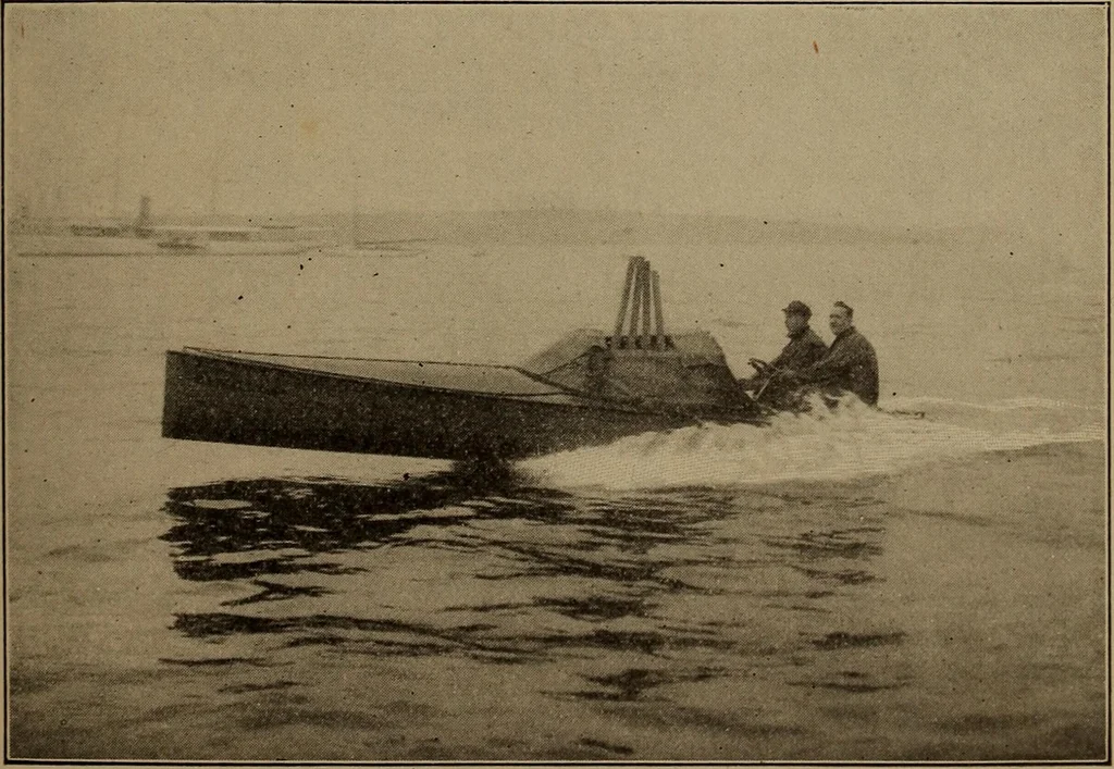 An illustration from Harper's boating book for boys; a guide to motor boating, sailing, canoeing and rowing, 1912, leaf 307