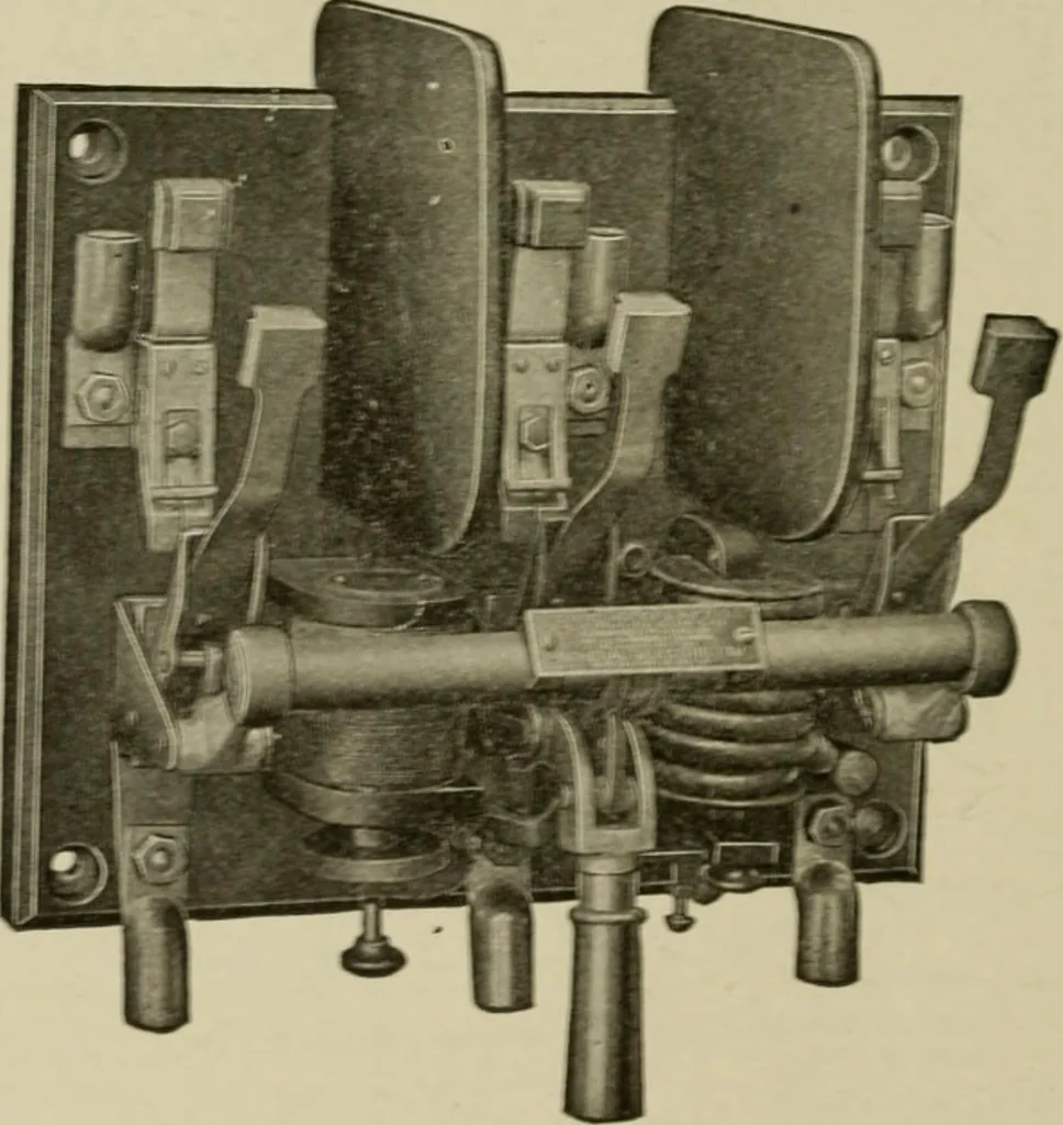 An illustration from Hawkins electrical guide. Questions, answers & illustrations; a progressive course of study for engineers, electricians, students and those desiring to acquire a working knowledge of electricity and its applications; a practical treatise, 1914, leaf 121