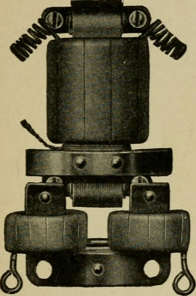 An illustration from Hawkins electrical guide. Questions, answers & illustrations; a progressive course of study for engineers, electricians, students and those desiring to acquire a working knowledge of electricity and its applications; a practical treatise, 1914, leaf 300