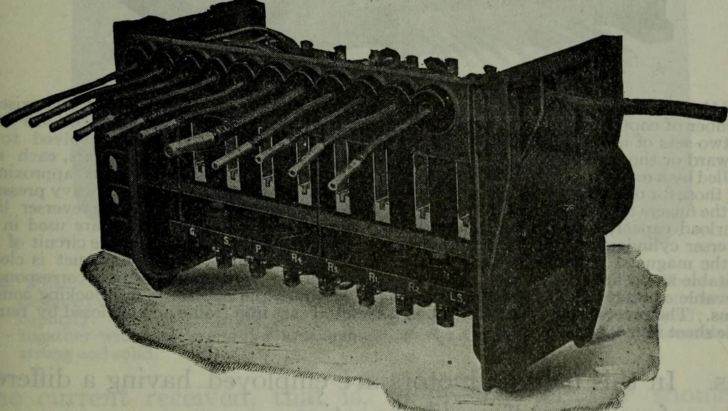 An illustration from Hawkins electrical guide ... : questions, answers & illustrations : a progressive course of study for engineers, electricians, students and those desiring to acquire a working knowledge of electricity and its applications ; a practical treatise, 1914, leaf 494