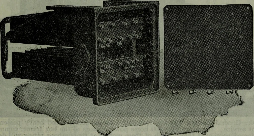 An illustration from Hawkins electrical guide ... : questions, answers & illustrations : a progressive course of study for engineers, electricians, students and those desiring to acquire a working knowledge of electricity and its applications ; a practical treatise, 1914, leaf 498