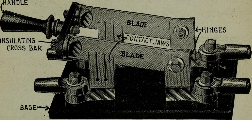 An illustration from Hawkins electrical guide ... : questions, answers & illustrations : a progressive course of study for engineers, electricians, students and those desiring to acquire a working knowledge of electricity and its applications ; a practical treatise, 1914, leaf 197