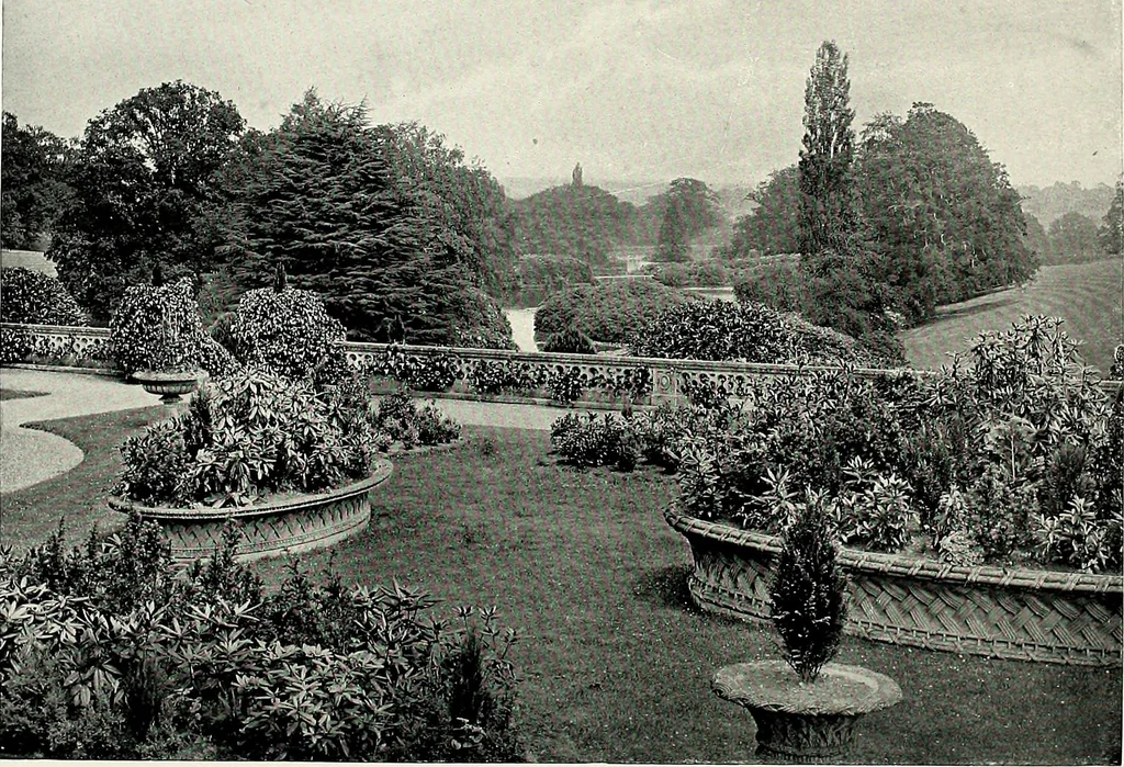 An illustration from Henderson's picturesque gardens and ornamental gardening illustrated, 1908, leaf 105