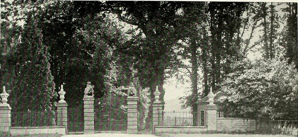 An illustration from Henderson's picturesque gardens and ornamental gardening illustrated, 1908, leaf 15