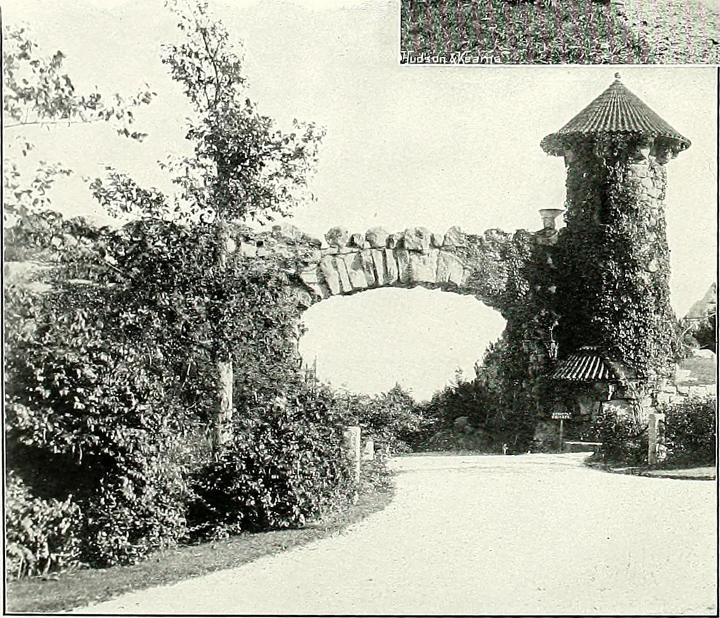 An illustration from Henderson's picturesque gardens and ornamental gardening illustrated, 1908, leaf 16