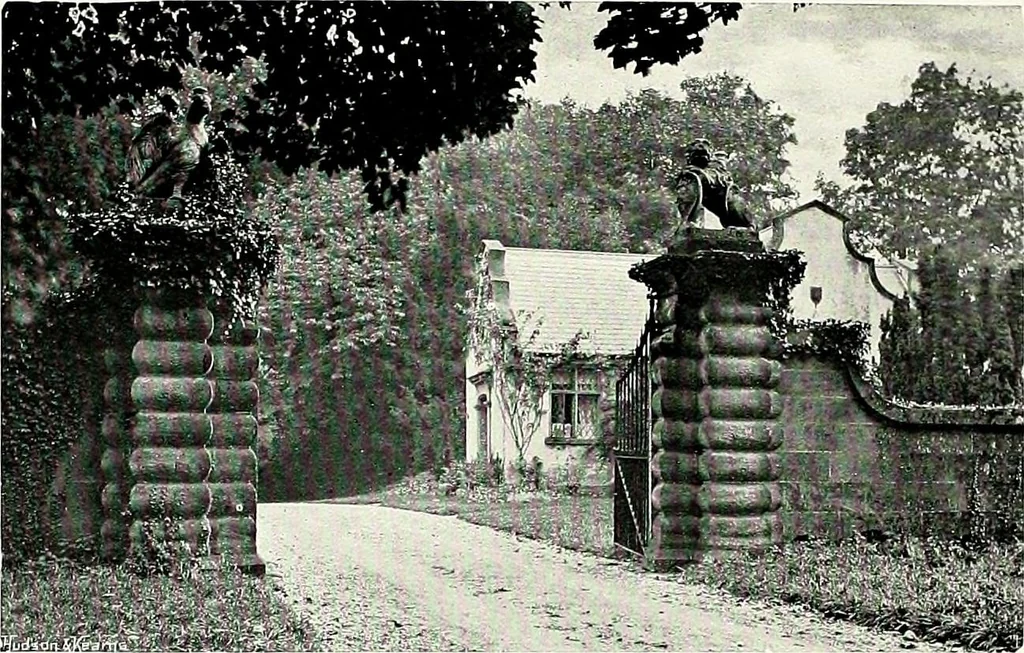 An illustration from Henderson's picturesque gardens and ornamental gardening illustrated, 1908, leaf 16