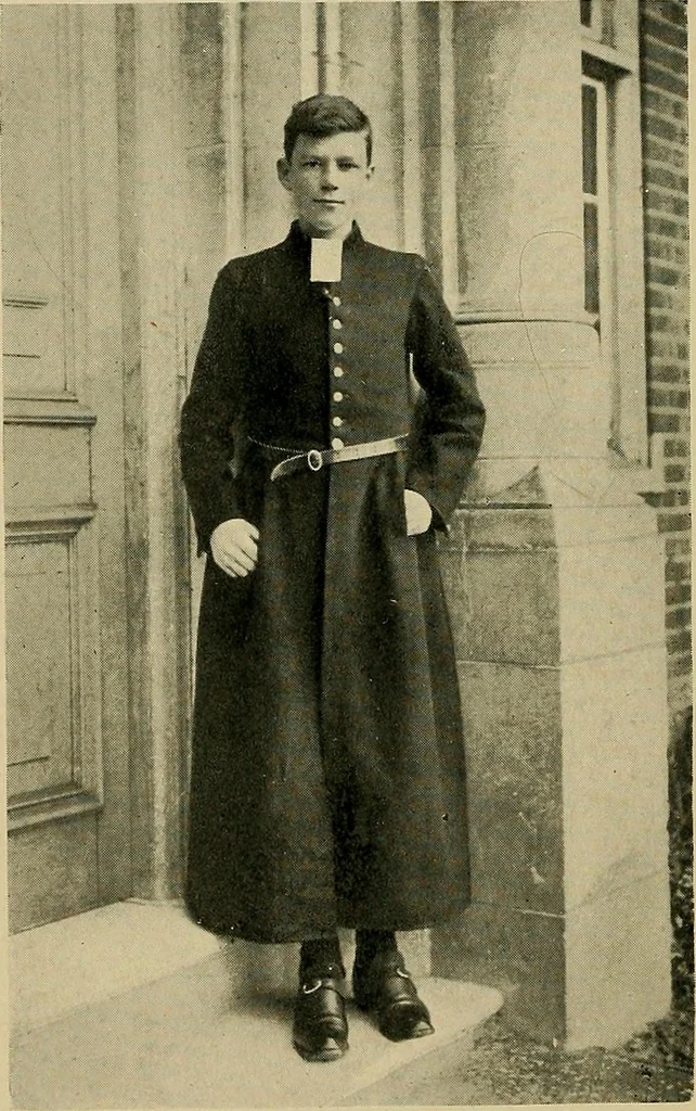 An illustration from The heritage of dress; being notes on the history and evolution of clothes, 1912, leaf 166