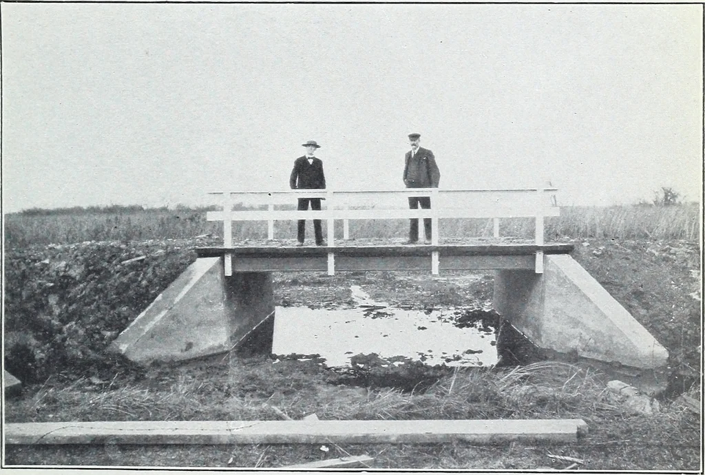 An illustration from Highway bridges and culverts, 1912, leaf 36