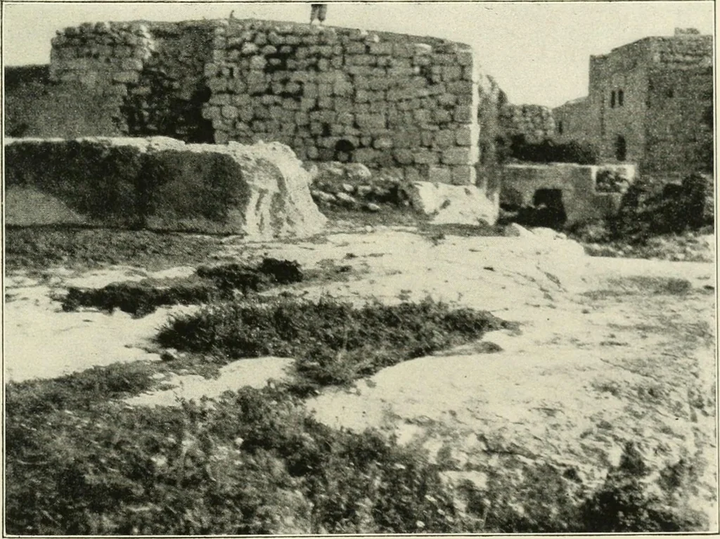 An illustration from Hilprecht anniversary volume. Studies in Assyriology and archaeology dedicated to Hermann V. Hilprecht upon the twenty-fifth anniversary of his doctorate and his fiftieth birthday (July 28), 1909, leaf 307