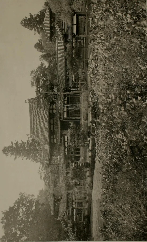 An illustration from Histoire de l'art du Japon;, 1900, leaf 204