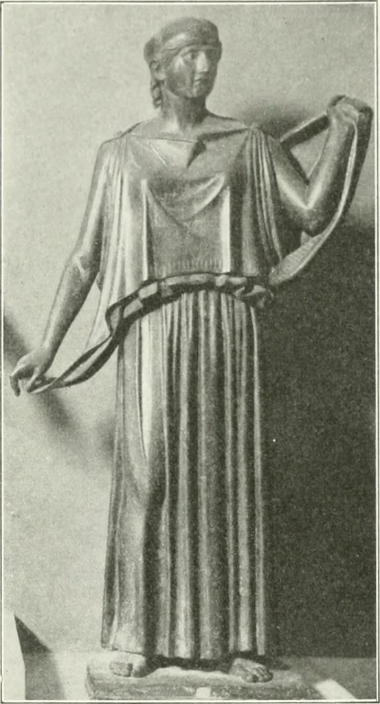 An illustration from Histoire du costume antique d'après des études sur le modèle vivant, 1922, leaf 215