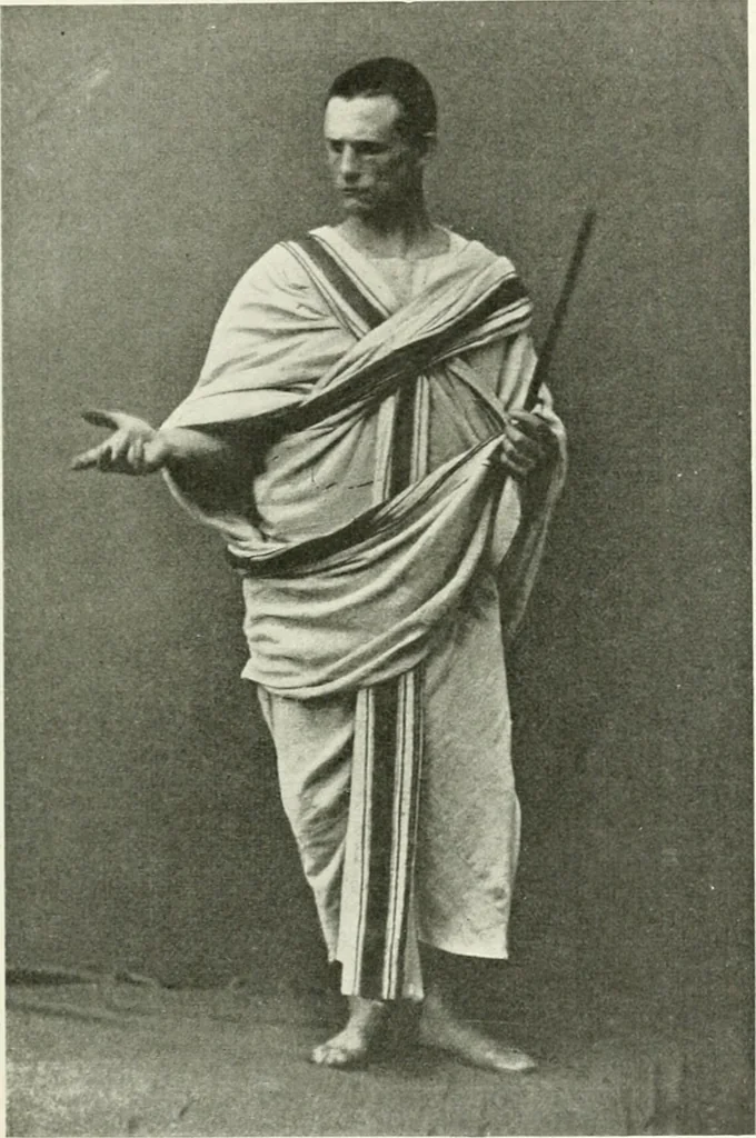 An illustration from Histoire du costume antique d'après des études sur le modèle vivant, 1922, leaf 302