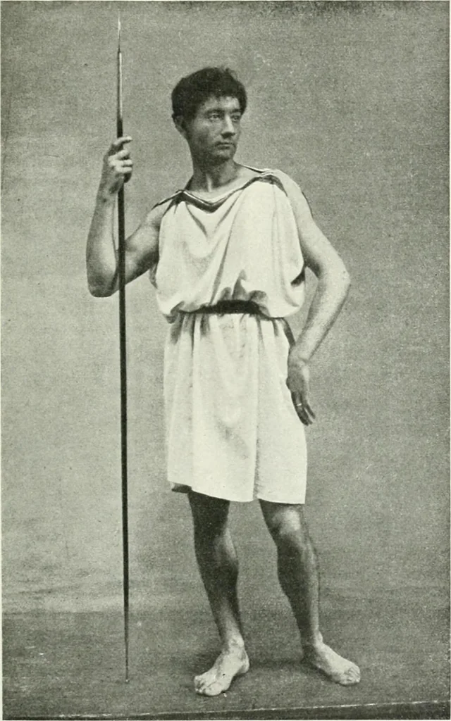 An illustration from Histoire du costume antique d'après des études sur le modèle vivant, 1922, leaf 86