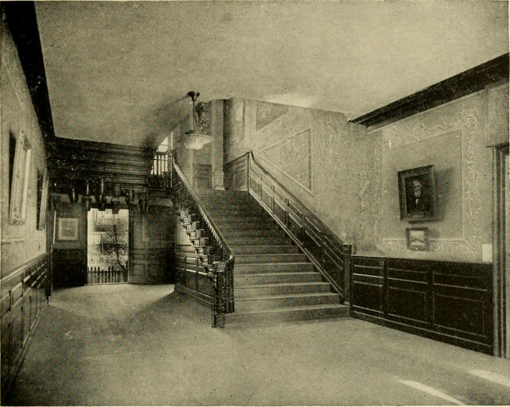 An illustration from Historic homes of New England, 1914, leaf 108