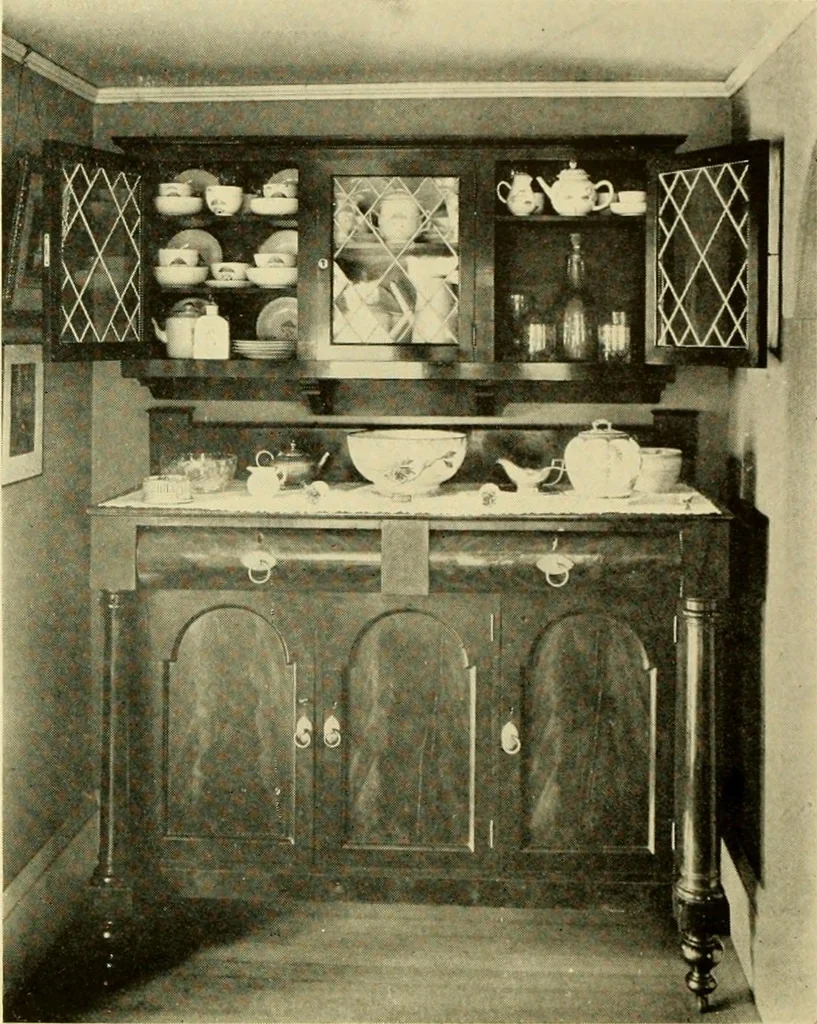 An illustration from Historic homes of New England, 1914, leaf 69