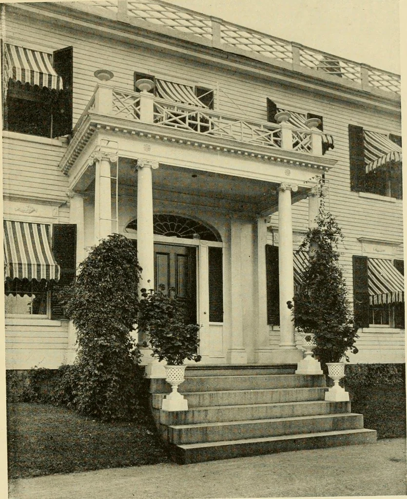 An illustration from Historic homes of New England, 1914, leaf 94
