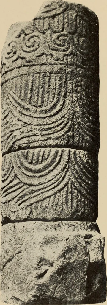 An illustration from History of art, 1921, leaf 220