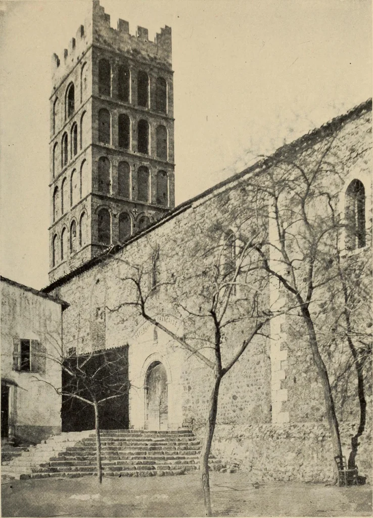 An illustration from History of art, 1921, leaf 294