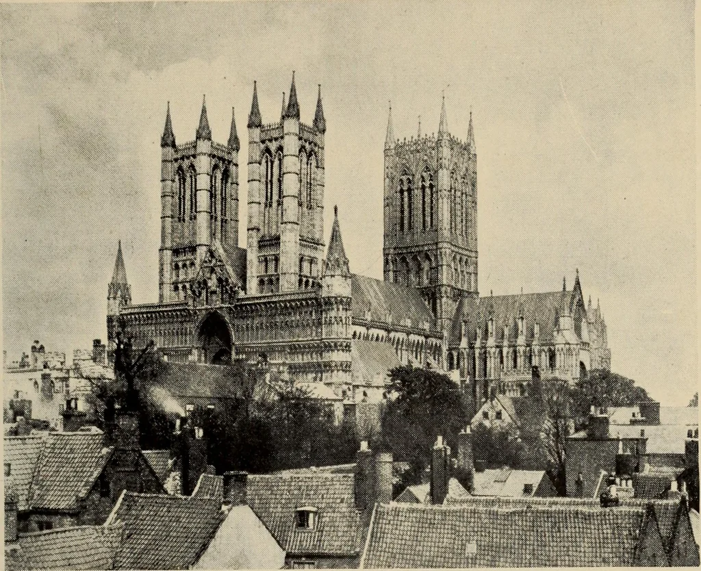 An illustration from History of art, 1921, leaf 372