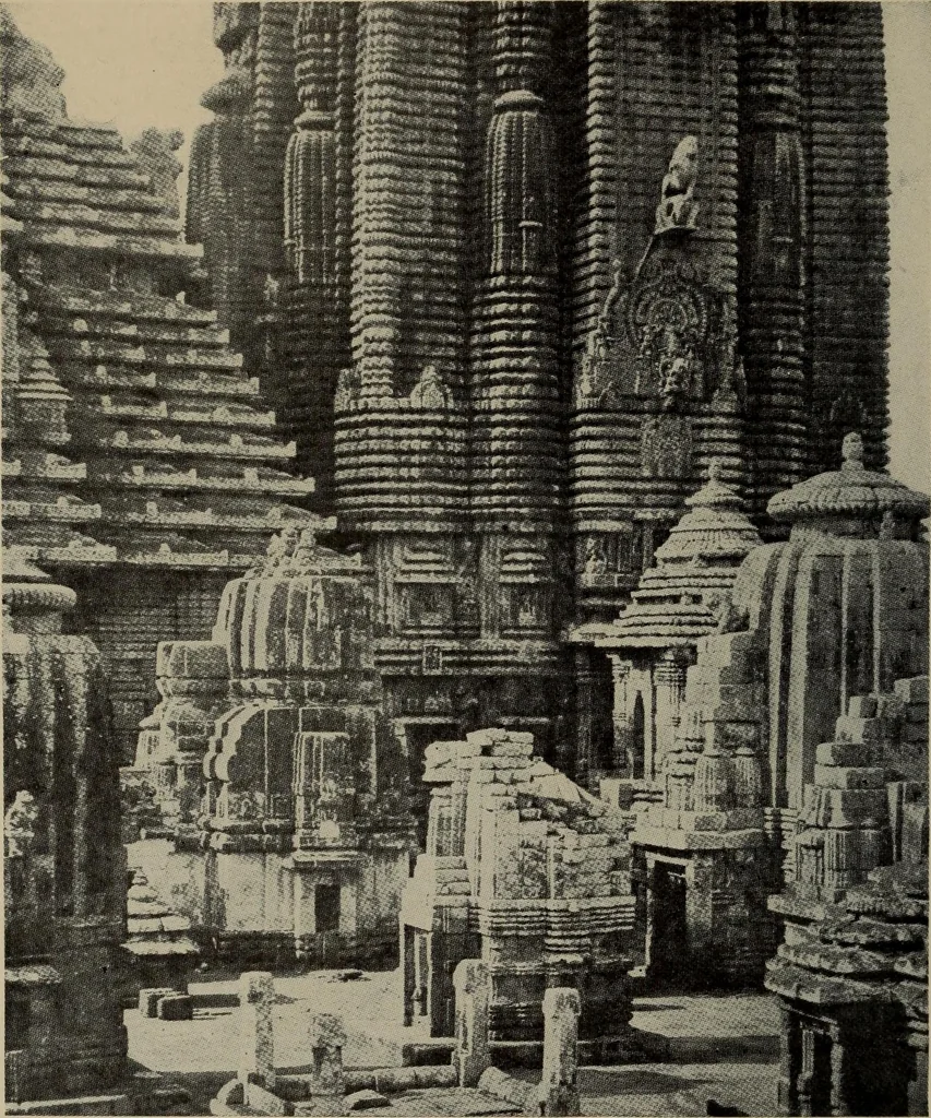 An illustration from History of art, 1921, leaf 45
