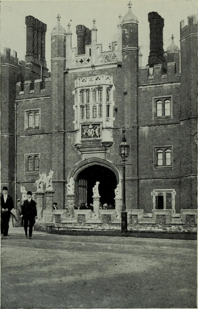 An illustration from A History of art, 1922, leaf 709