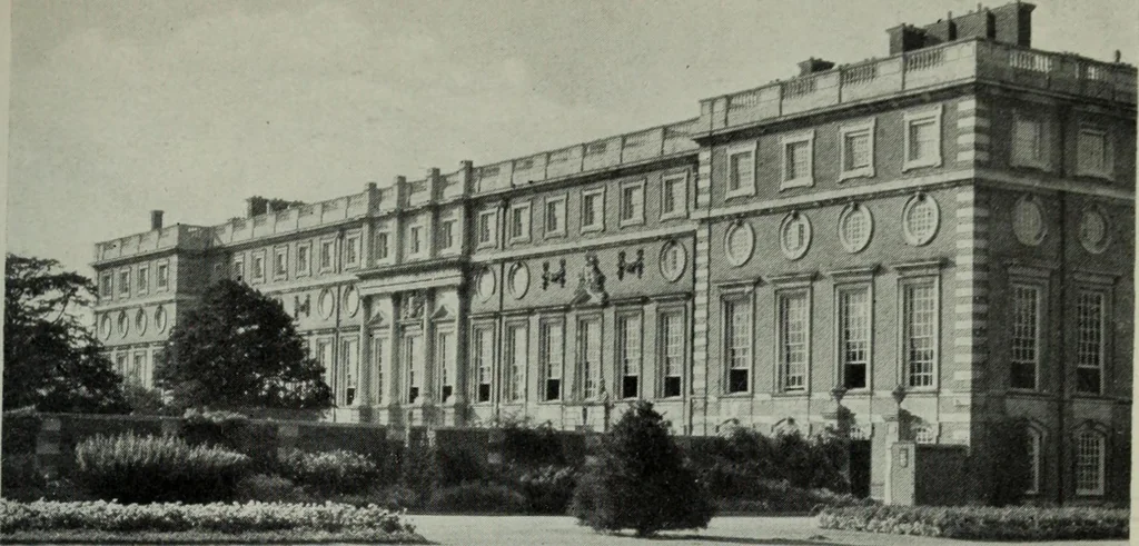 An illustration from A History of art, 1922, leaf 722