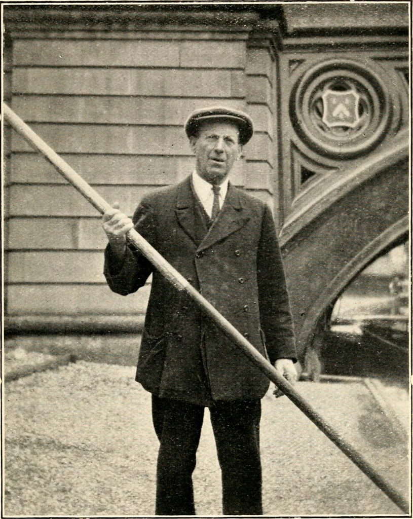 An illustration from The history of the Christ's College Boat Club, 1922, leaf 164